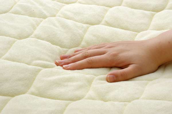 敷きパッドシングル暖かい冬あったかおしゃれ敷き布団カバー子供用洗える布団シーツ固定丸洗い敷布団ずれ防止抗菌防臭