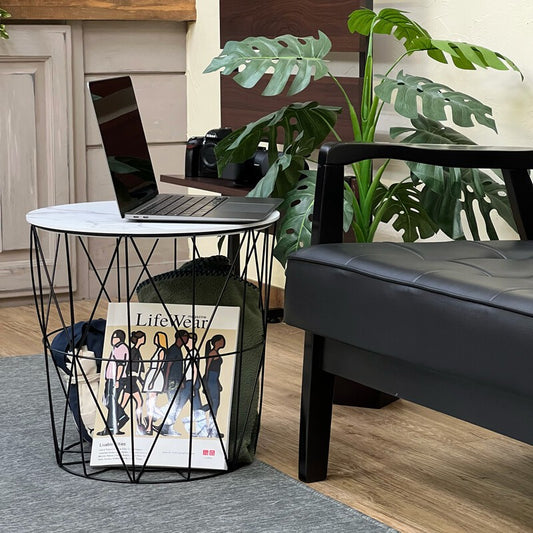 サイドテーブル