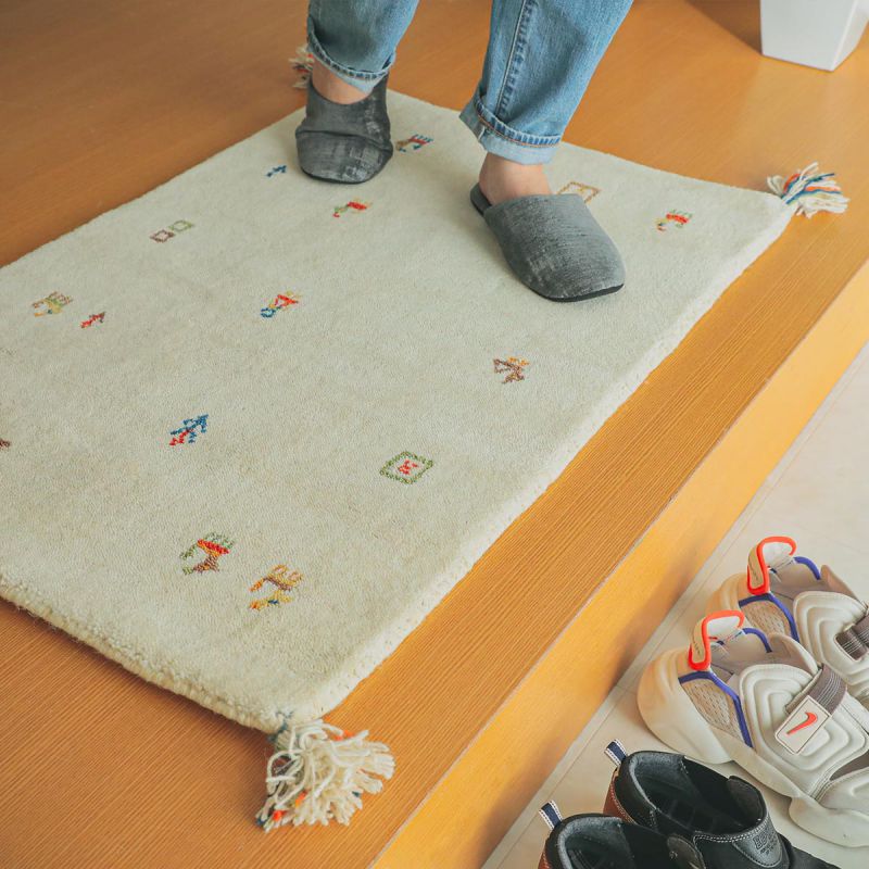 玄関マットギャッベ120x70室内ギャベ屋内風水北欧玄関ウール高級感長方形大きめ天然素材手織りラグ12070本物インド厚手大判おしゃれ高級北南東西南西2023天然北欧風マット絨毯ふわふわ